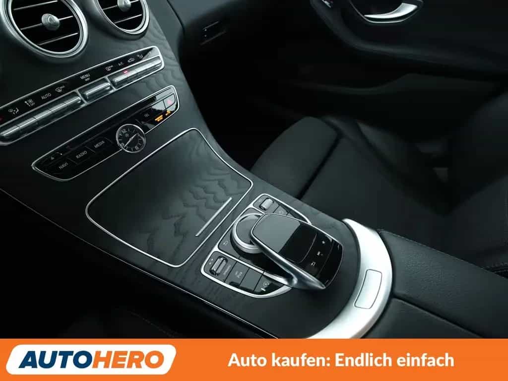 Mercedes-Benz C 250 Avantgarde Aut.*CAM*NAVI*LED*PANO*PDC*SHZ* 12/2017-photo-24