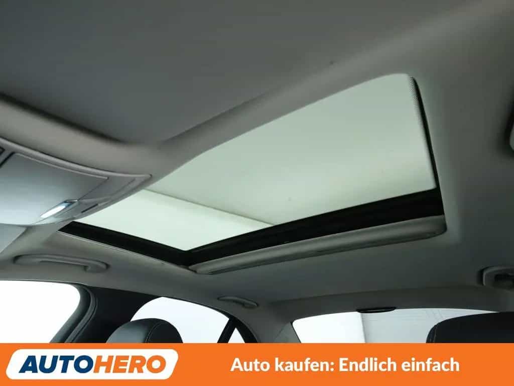 Mercedes-Benz C 250 Avantgarde Aut.*CAM*NAVI*LED*PANO*PDC*SHZ* 12/2017-photo-31