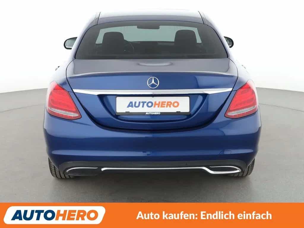 Mercedes-Benz C 250 Avantgarde Aut.*CAM*NAVI*LED*PANO*PDC*SHZ* 12/2017-photo-4
