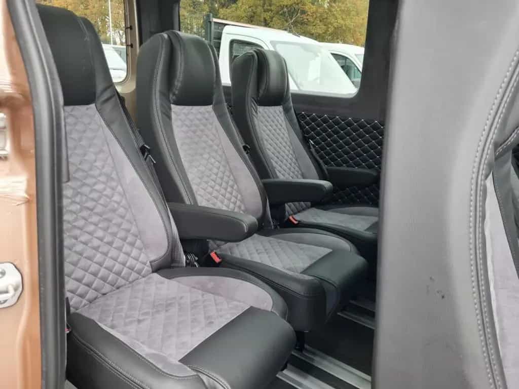 MAN TGE 3.180 TDi Kombi 9 Sitze ALU KAMERA LED LEDER 07/2024-photo-17