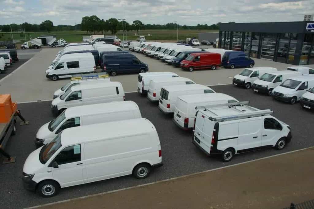 MAN TGE 3.180 TDi Kombi 9 Sitze ALU KAMERA LED LEDER 07/2024-photo-23