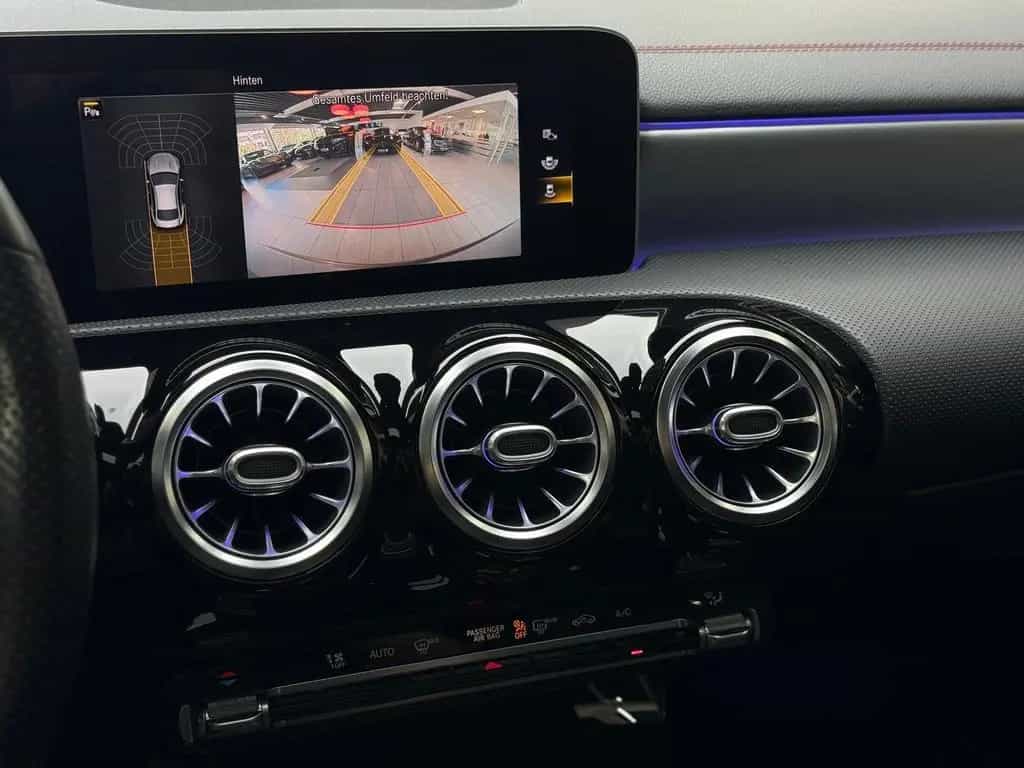 Mercedes-Benz CLA 180 AMG*Pano*RFK*SHZ*LED*Ambiente*Navi*MBUX 02/2020-photo-17