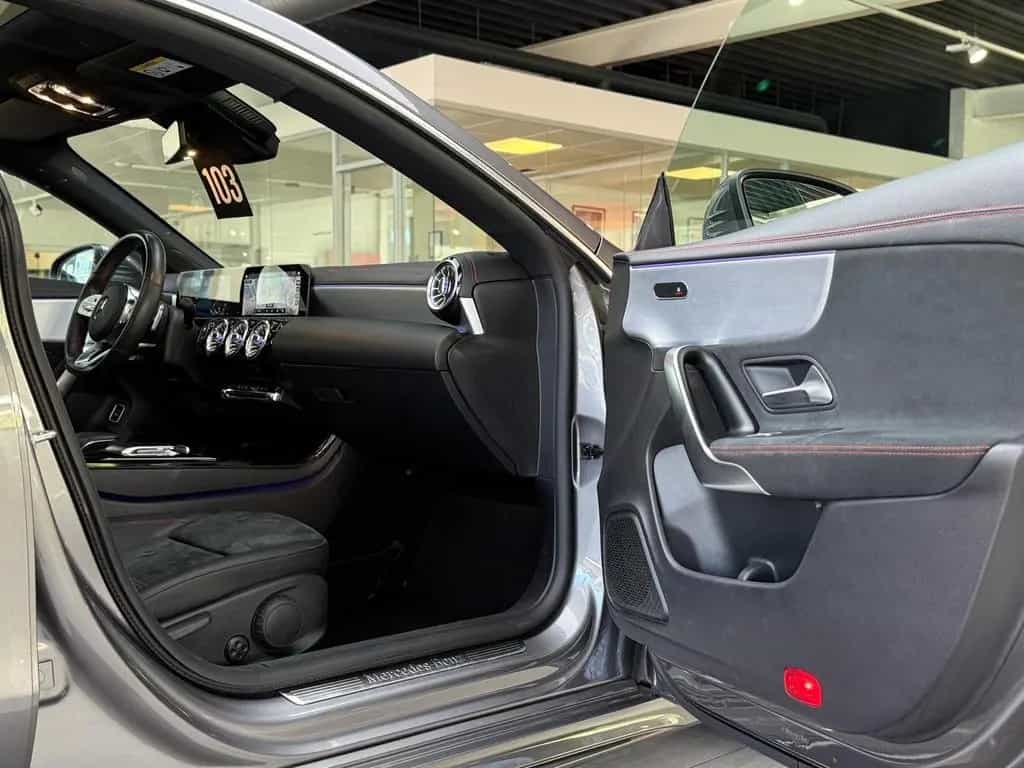 Mercedes-Benz CLA 180 AMG*Pano*RFK*SHZ*LED*Ambiente*Navi*MBUX 02/2020-photo-19