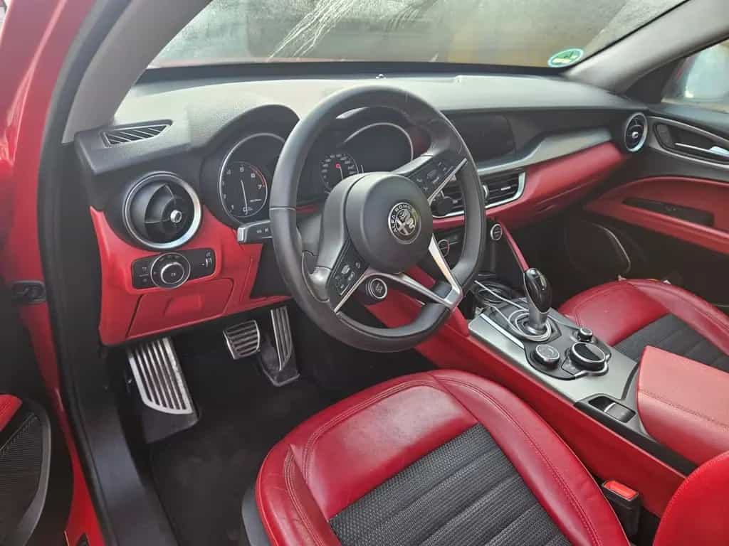 Alfa Romeo Stelvio 2.0 Turbo 16V 147kW AT8-Q4 - 11/2017-photo-12