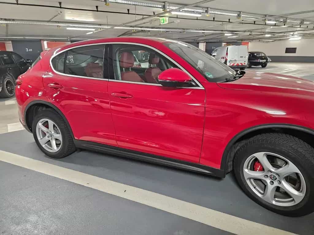 Alfa Romeo Stelvio 2.0 Turbo 16V 147kW AT8-Q4 - 11/2017-photo-5