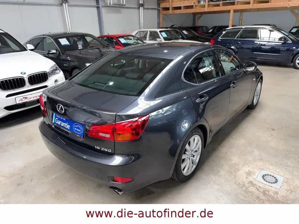 Lexus IS 250 V6 Schalter Xenon,Navi,Leder,Kamera,17" 02/2007-photo-11