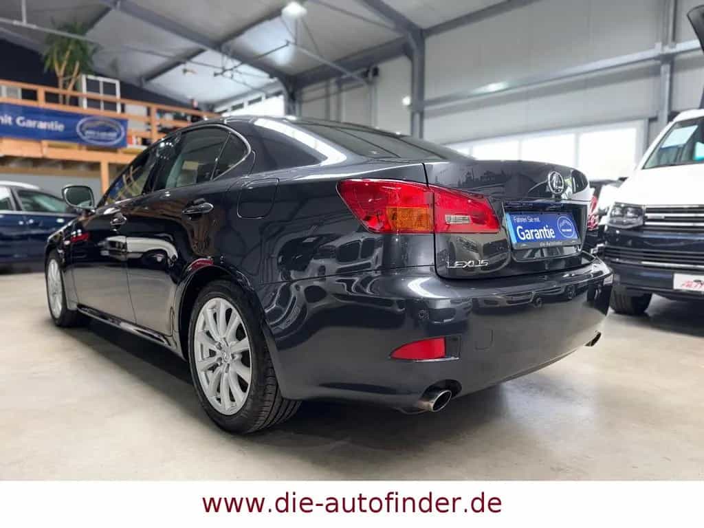 Lexus IS 250 V6 Schalter Xenon,Navi,Leder,Kamera,17" 02/2007-photo-13