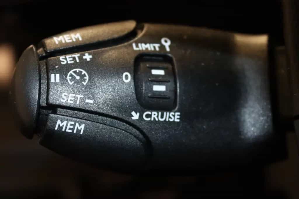 Citroën C3 Aircross Shine Pack Aut.-NAV-Kamera-LED-Temp- 12/2022-photo-16