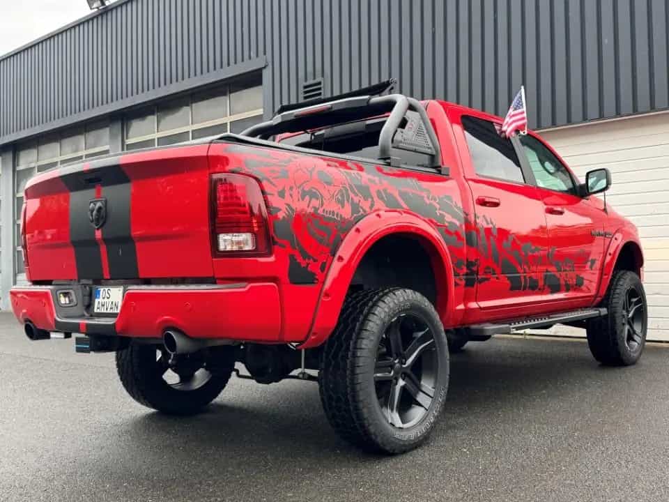 Dodge RAM 5.7 Fahrwerk 2,11m hoch 22" Schiebed. Leder 07/2019-photo-1