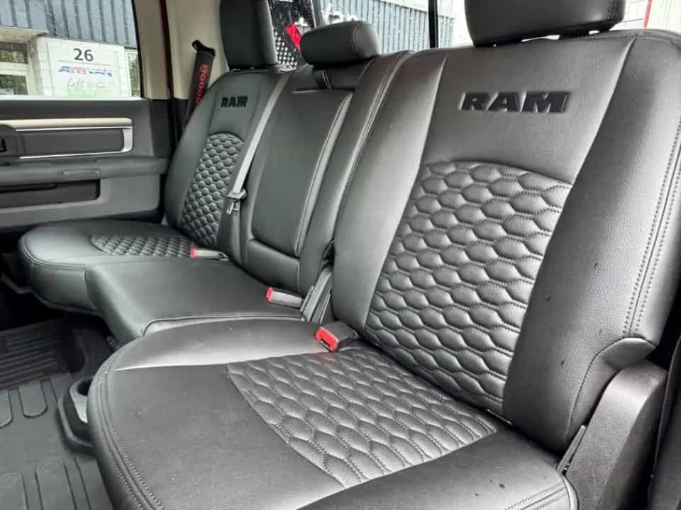 Dodge RAM 5.7 Fahrwerk 2,11m hoch 22" Schiebed. Leder 07/2019-photo-10