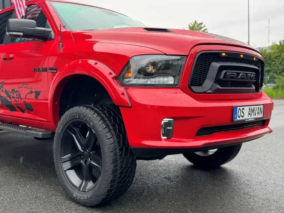 Dodge RAM 5.7 Fahrwerk 2,11m hoch 22" Schiebed. Leder 07/2019-photo-14