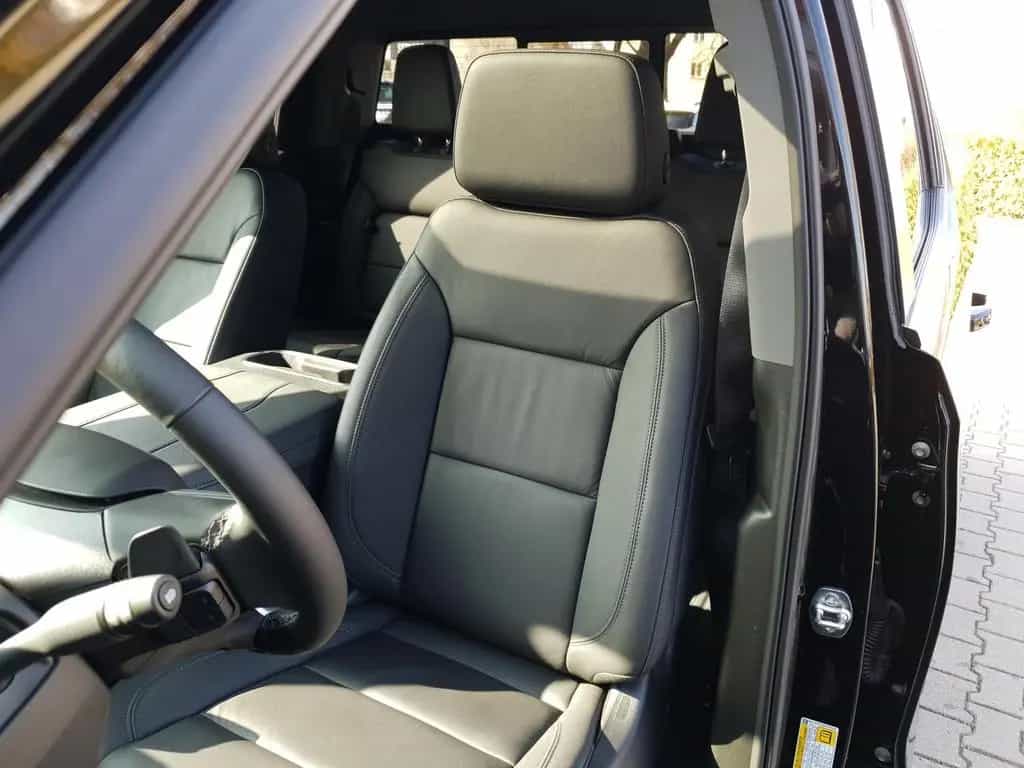 Chevrolet Silverado Trail Boss 5.3l V8 Longbet / 3.5T AHK 12/2025-photo-11