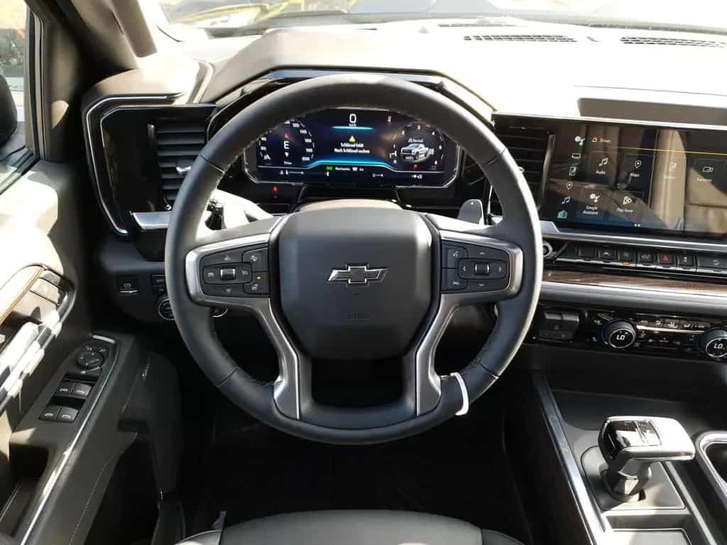 Chevrolet Silverado Trail Boss 5.3l V8 Longbet / 3.5T AHK 12/2025-photo-15
