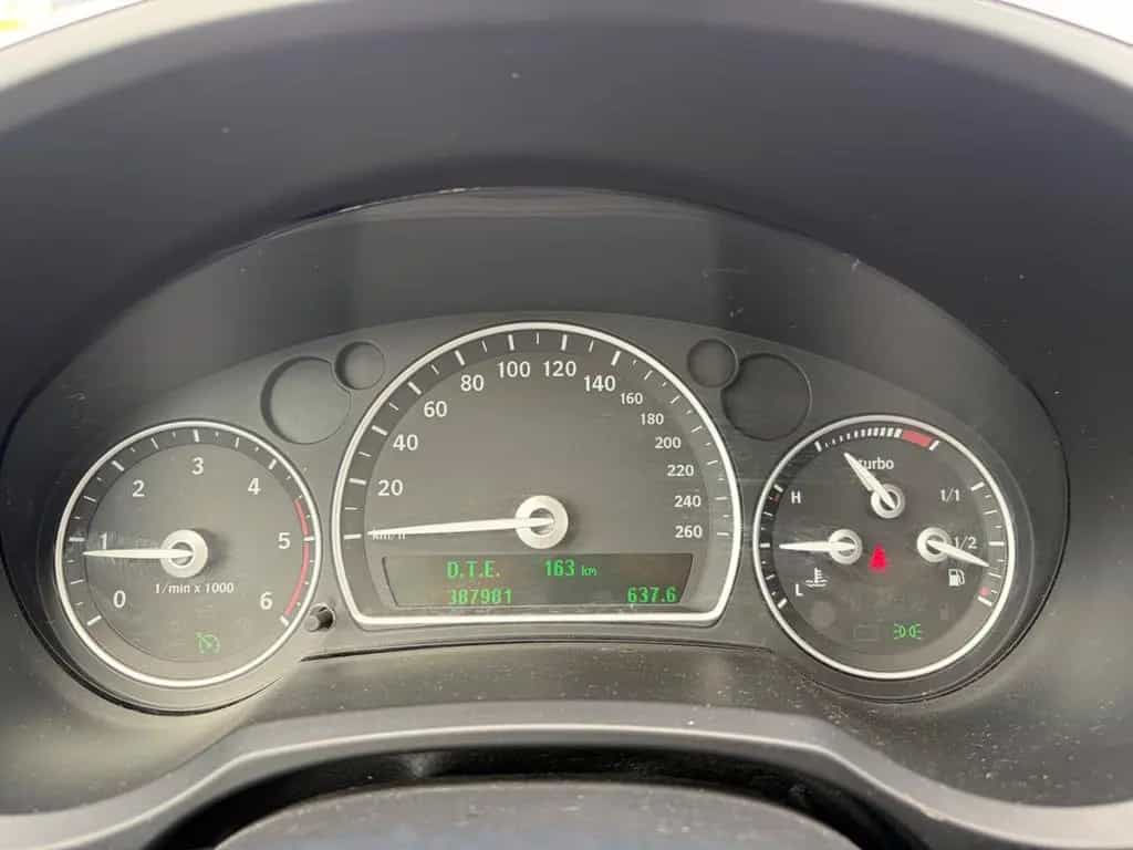 Saab 9-3 1.9TTiD 132kW Aero SportCombi Klima 2x alu 04/2011-photo-12