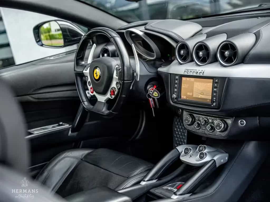 Ferrari FF 6.3 V12 / kamera / Electric Seats / ADAS / TP 01/2013-photo-17