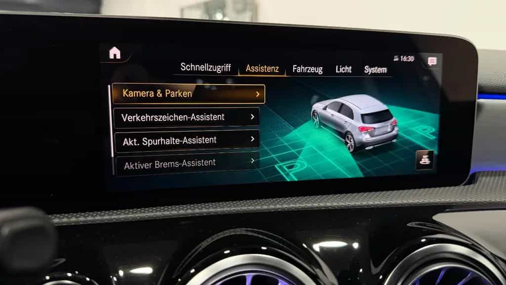 Mercedes-Benz A-Class AMG Line/Night/Burmester/RFK/Ambiente/LED 11/2018-photo-23