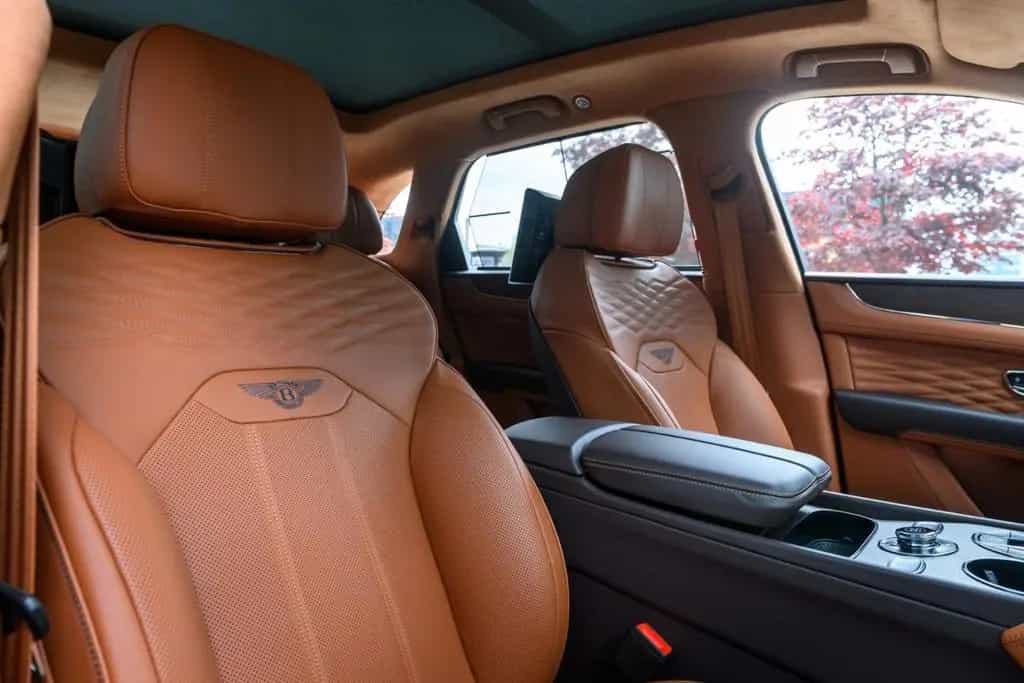 Bentley Bentayga 4.0 V8 Azure MY26 null-photo-11