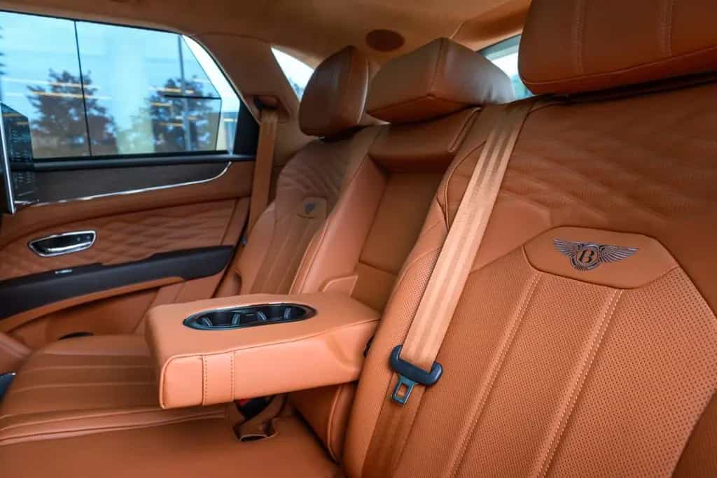 Bentley Bentayga 4.0 V8 Azure MY26 null-photo-12