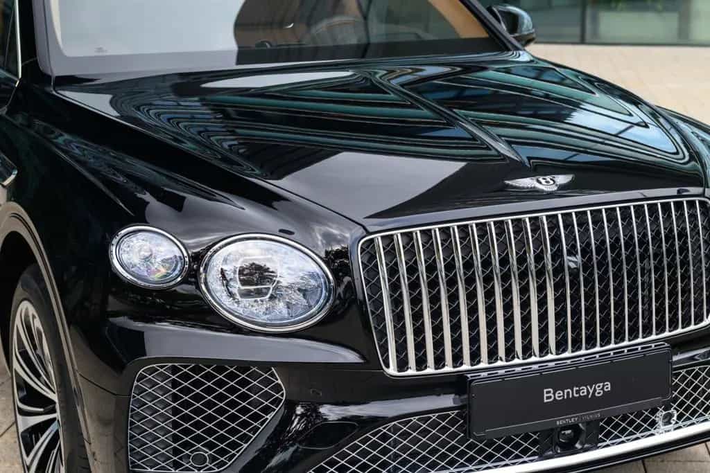 Bentley Bentayga 4.0 V8 Azure MY26 null-photo-3