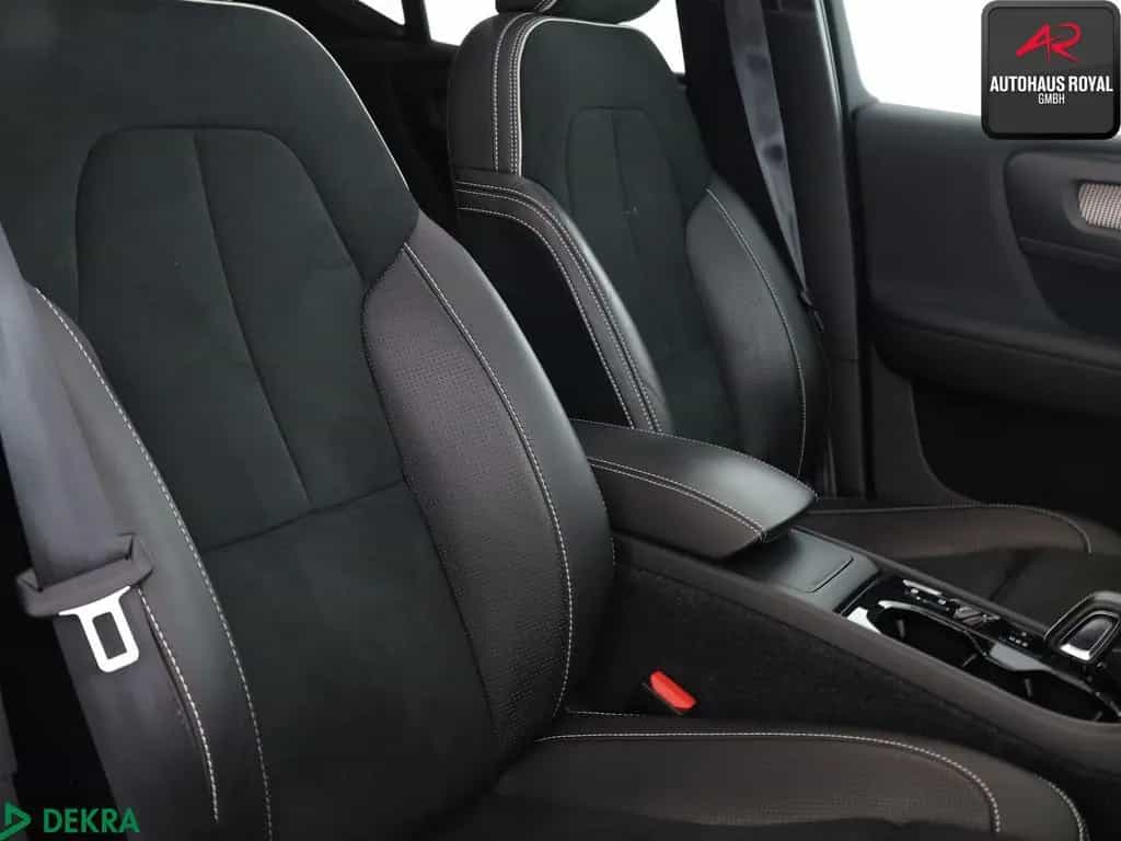 Volvo XC40 XC 40 T5 R Design AWD PANO,360GRAD,ACC,KEYLESS 01/2020-photo-10