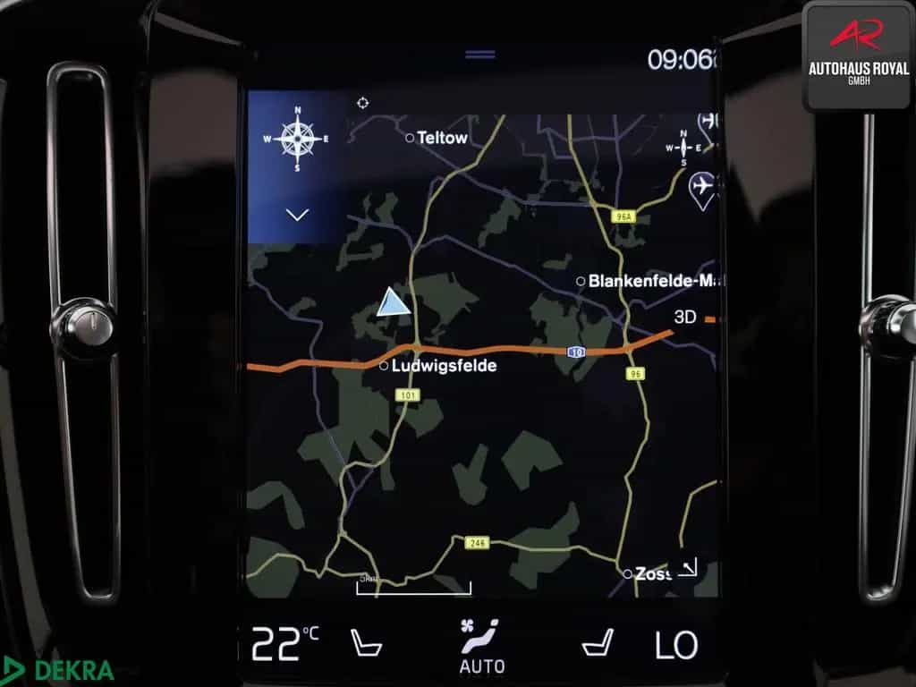 Volvo XC40 XC 40 T5 R Design AWD PANO,360GRAD,ACC,KEYLESS 01/2020-photo-19