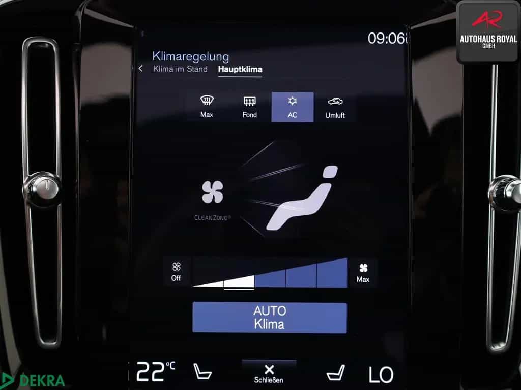 Volvo XC40 XC 40 T5 R Design AWD PANO,360GRAD,ACC,KEYLESS 01/2020-photo-20