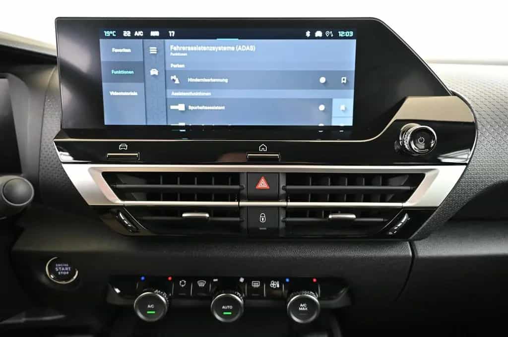 Citroën C4 1.2 e-DSC6 MAX LED/NAVI/KAMERA/ACC/18/C4X 03/2025-photo-15