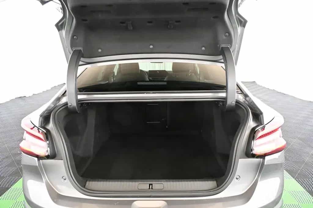 Citroën C4 1.2 e-DSC6 MAX LED/NAVI/KAMERA/ACC/18/C4X 03/2025-photo-35
