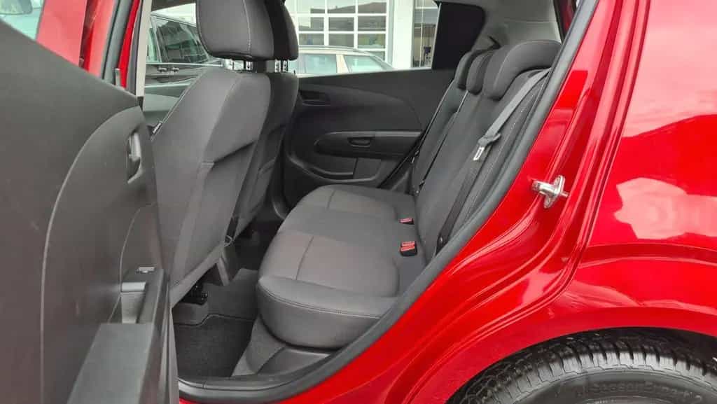 Chevrolet Aveo 1.4 Automatik LT+/ TÜV-INSPEKTION NEU 06/2012-photo-14