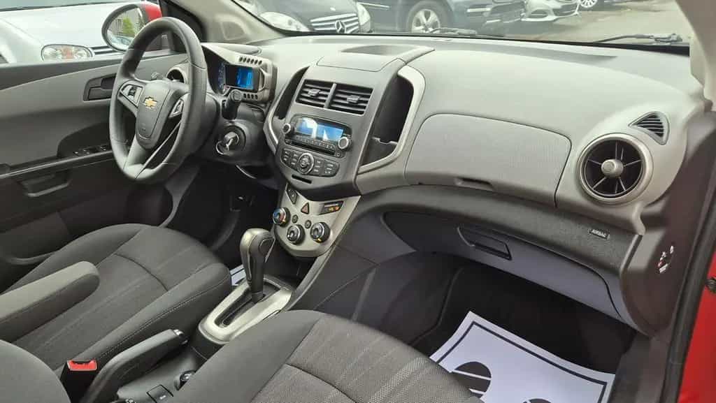 Chevrolet Aveo 1.4 Automatik LT+/ TÜV-INSPEKTION NEU 06/2012-photo-9