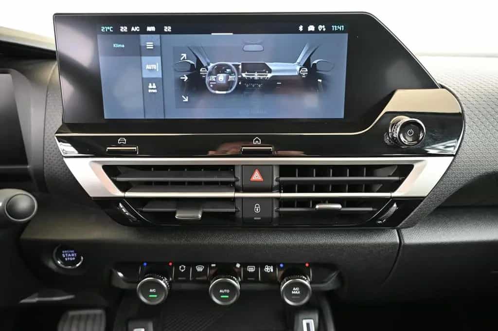 Citroën C4 1.2 e-DSC6 MAX LED/NAVI/KAMERA/ACC/18/C4X 05/2025-photo-20