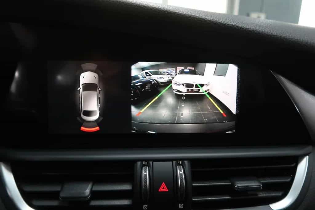 Alfa Romeo Giulia Super*Carplay*Bi-Xenon*Acc*Blis*Pano*8Fac 04/2019-photo-19