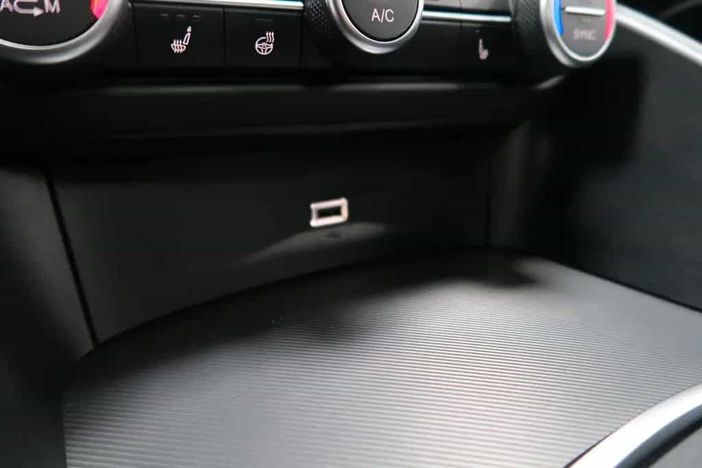 Alfa Romeo Giulia Super*Carplay*Bi-Xenon*Acc*Blis*Pano*8Fac 04/2019-photo-22