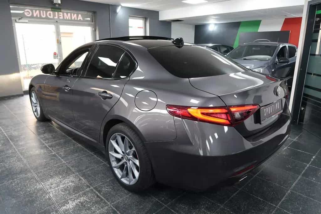 Alfa Romeo Giulia Super*Carplay*Bi-Xenon*Acc*Blis*Pano*8Fac 04/2019-photo-6