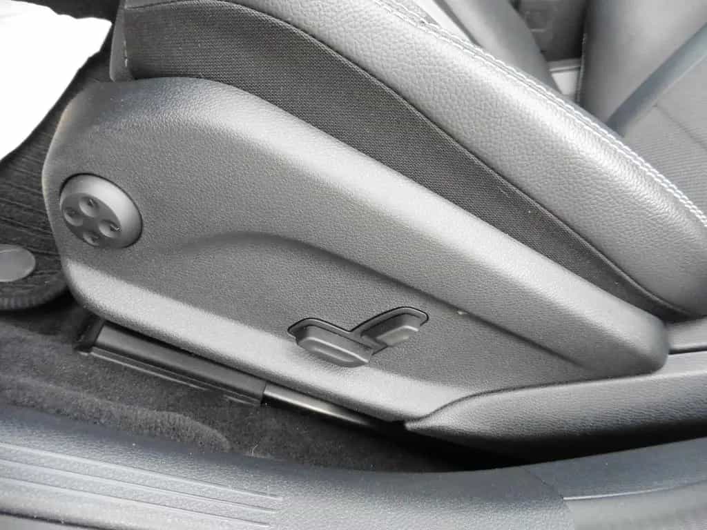 Mercedes-Benz C 180 T 9-G Tronic*LED*NAVI*WR*Ambiente*Kamera.. 12/2020-photo-11