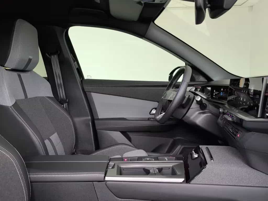 Opel Grandland (X) AT Matrix 19" Kamera CarPlay ACC 01/2025-photo-19