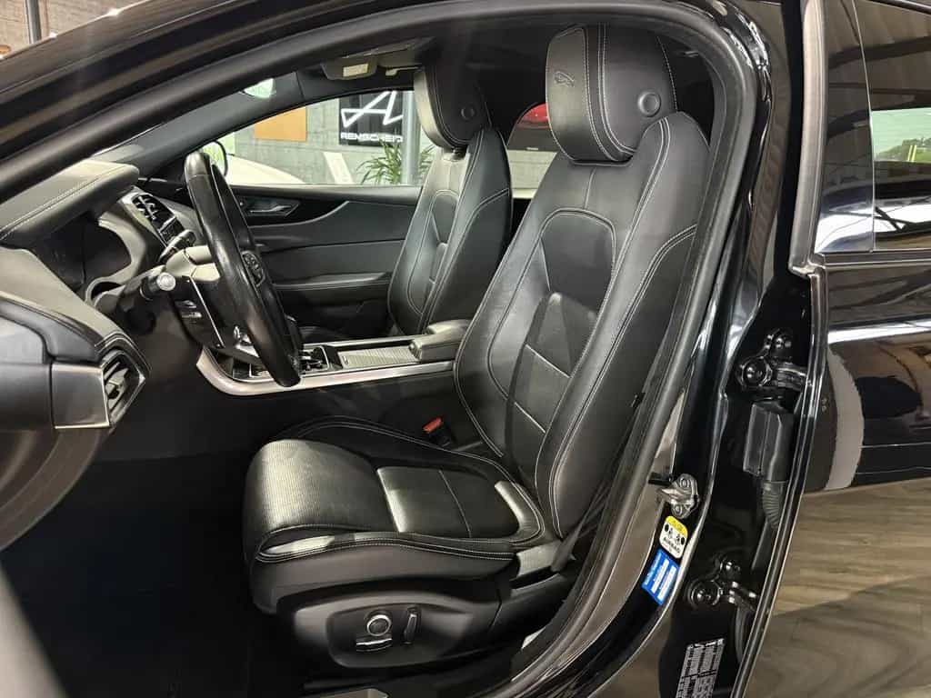 Jaguar XE R-Dynamic S AWD*KAMERA*LED*NAVI*ACC*LEDER 05/2020-photo-14