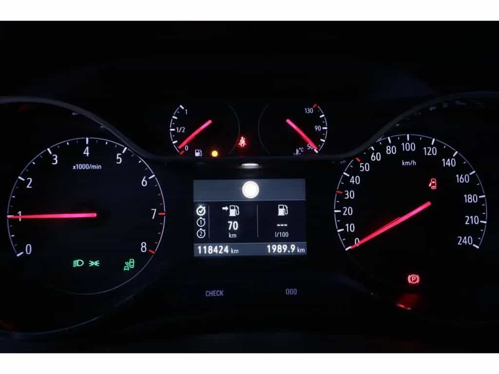 Opel Crossland (X) Crossland 1.2T Ultimate+NAVI+PANO+SHZ+DAB 05/2018-photo-16