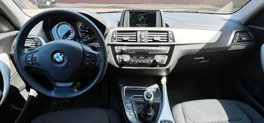 BMW 118 1 Limousine 5-trg. 118 i Advantage 12/2018-photo-12