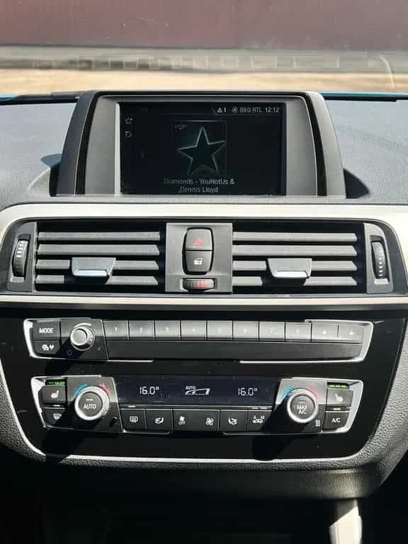 BMW 118 1 Limousine 5-trg. 118 i Advantage 12/2018-photo-18