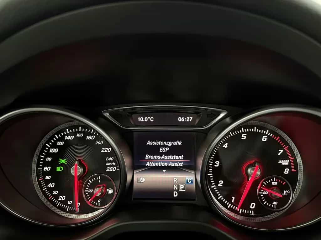 Mercedes-Benz GLA 200 7G-DCT AMG-STYLING-EDITION*TOP-ZUSTAND* 09/2018-photo-15