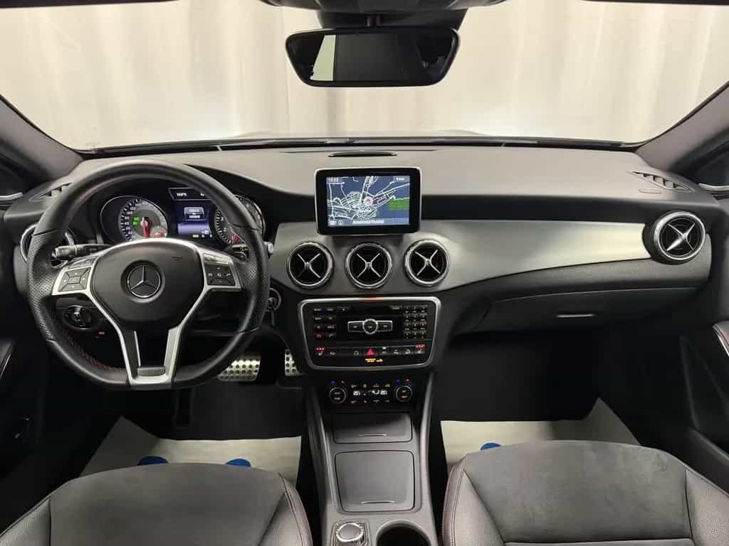 Mercedes-Benz GLA 250 4Matic Aut. AMG Line Bi-Xenon Kamera HK 06/2014-photo-11