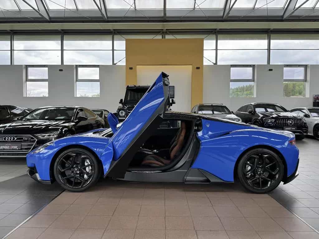 Maserati MC20 Carbon Keramic Lift Alcantara Sonus Kamera 07/2024-photo-10