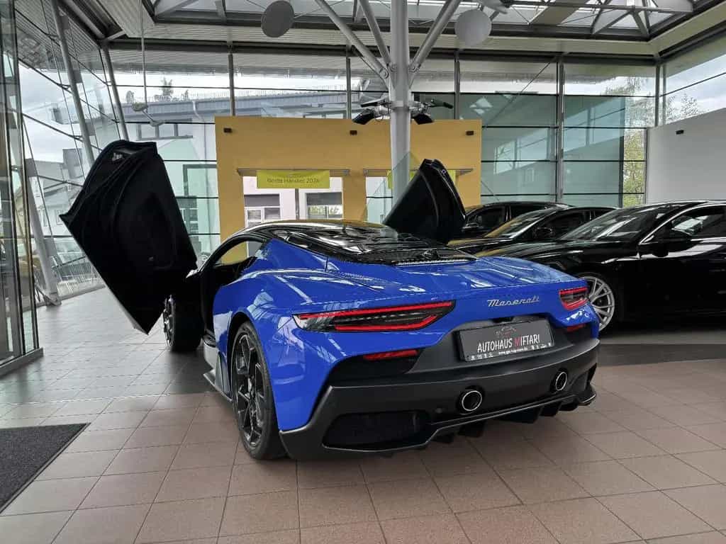 Maserati MC20 Carbon Keramic Lift Alcantara Sonus Kamera 07/2024-photo-15