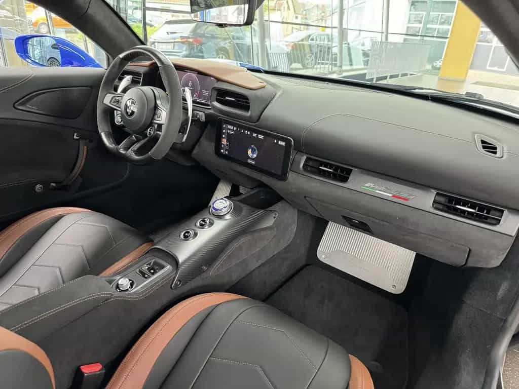 Maserati MC20 Carbon Keramic Lift Alcantara Sonus Kamera 07/2024-photo-21