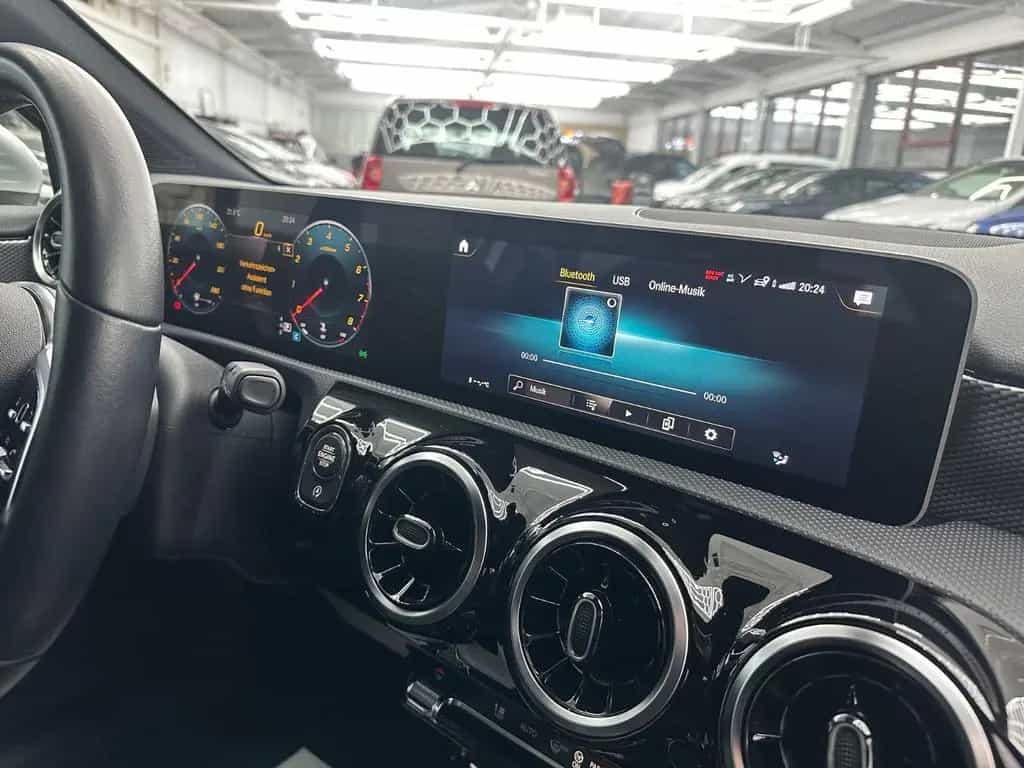 Mercedes-Benz A 220 Progressive Automatik Navi **53tkm** 12/2019-photo-19