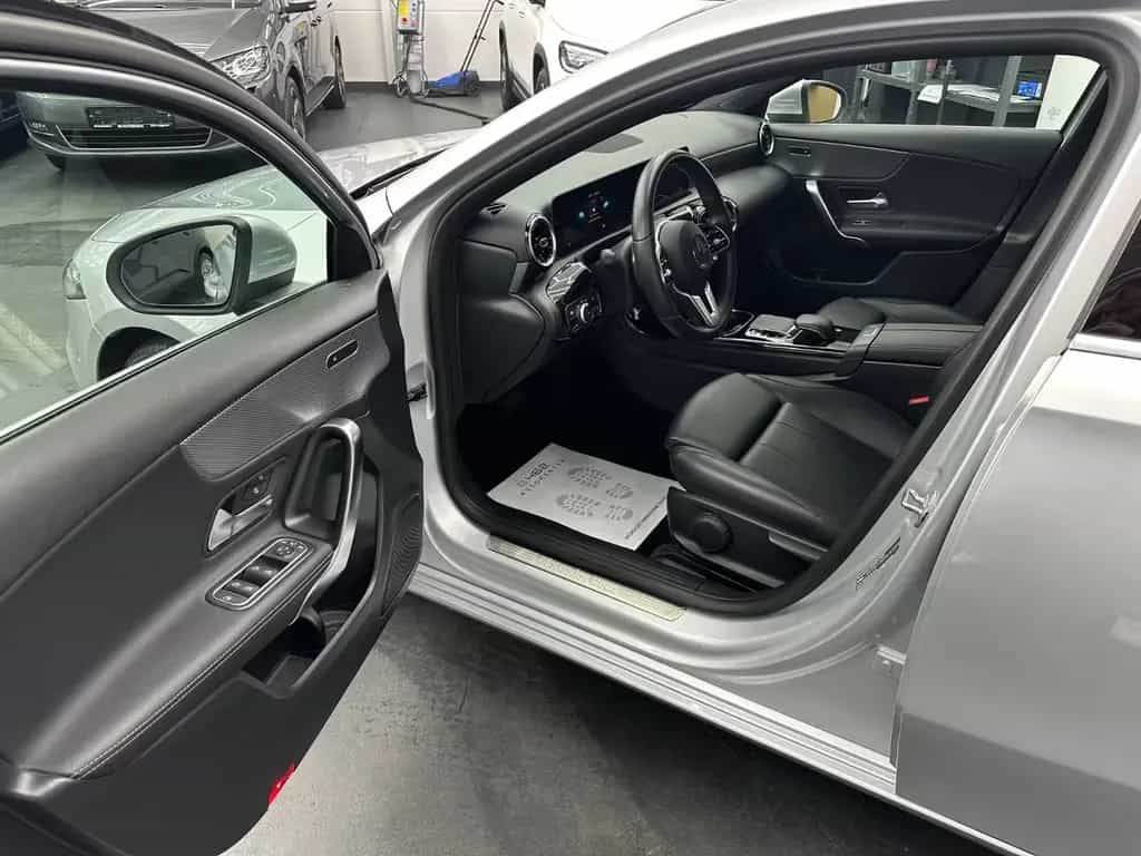 Mercedes-Benz A 220 Progressive Automatik Navi **53tkm** 12/2019-photo-6