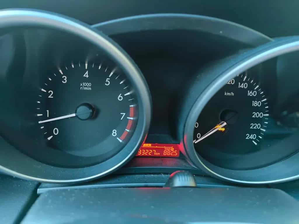 Mazda 5 2.0 MZR-DISI 110kW Sports-Line i-Stop Spor... 04/2014-photo-3
