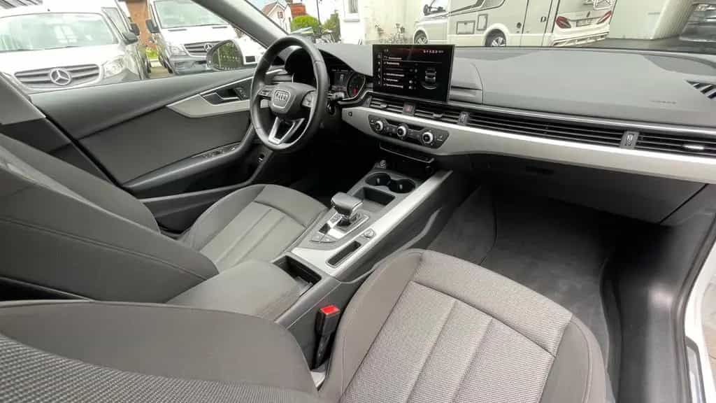 Audi A4 AV 30TDI S-TR*MATRIX*AHK*17"*CAM*SIDE/LANE* 03/2022-photo-18