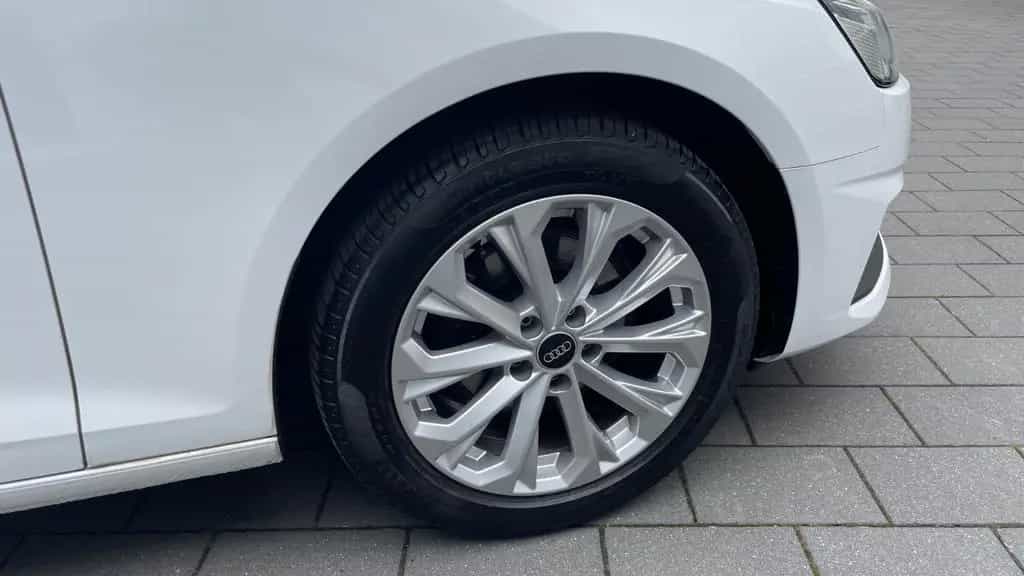 Audi A4 AV 30TDI S-TR*MATRIX*AHK*17"*CAM*SIDE/LANE* 03/2022-photo-19